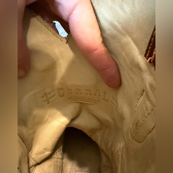 Corral Boots with Turquoise Inlay - Picture 5 of 7